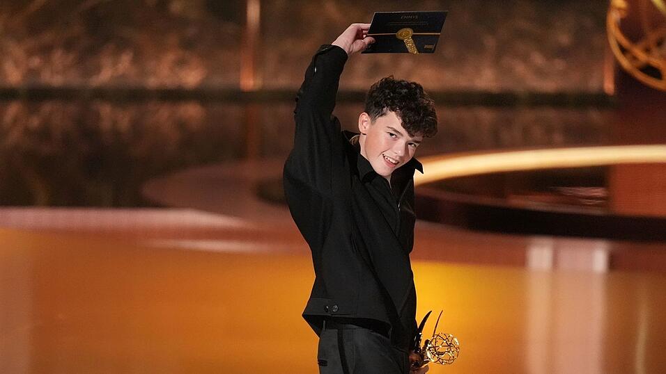 Owen Cooper aus «Adolescence» ist jetzt der jüngste Mann, der je einen Schauspielpreis bei den Emmys gewann.