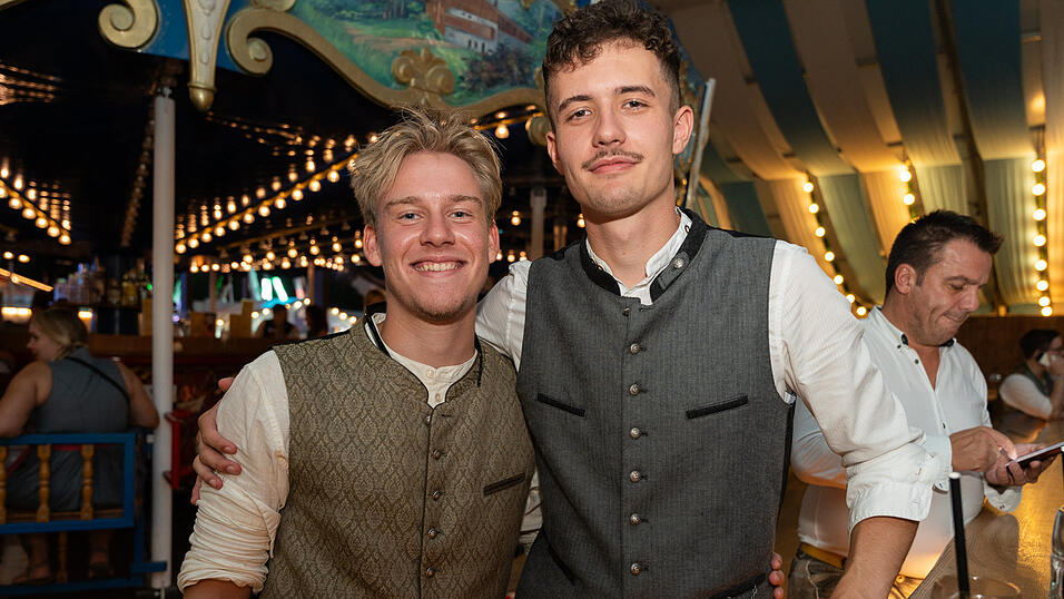 Die Partybilder vom Sonntag, 20. August 2023, aus dem Festzelt Wenisch. Die Partybilder vom Sonntag, 20. August 2023, aus dem Festzelt Wenisch.