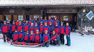 Bereitschaftsleitung und Ausbilder freuten sich &uuml;ber die starke Beteiligung - sie attestierten ihrer Truppe gro&szlig;e Kompetenz.