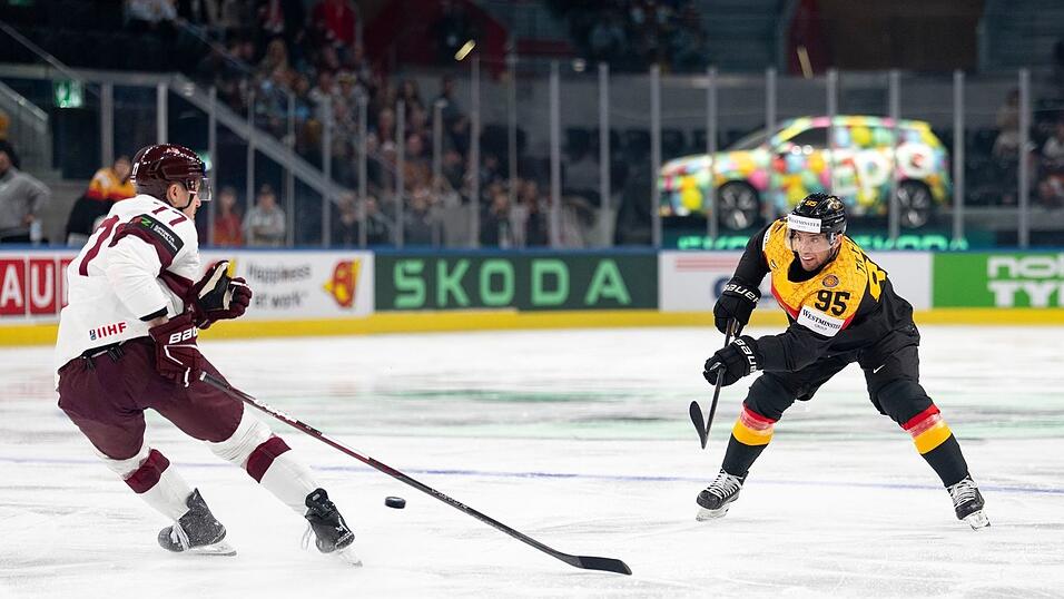 Frederik Tiffels und die deutsche Eishockey-Nationalmannschaft entt&auml;uschten gegen Lettland.