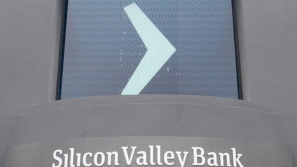 Logo am Hauptsitz der Silicon Valley Bank im kalifornischen Santa Clara. Logo am Hauptsitz der Silicon Valley Bank im kalifornischen Santa Clara.