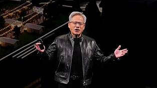 Aus Sicht von Nvidia-Chef Jensen Huang schw&auml;cht sich der KI-Boom noch lange nicht ab. (Archivbild)