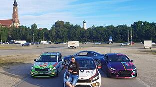 Gute Lage, viel Platz, keine allzu nahen Anwohner: Der Großparkplatz Am Hagen in Straubing ist bei Tunern und Posern gleichermaßen beliebt. Grün sind sich die beiden Gruppen nicht - Christoph Benda etwa hat auch schon selbst die Polizei gerufen, wenn Poser über die Stränge schlagen.