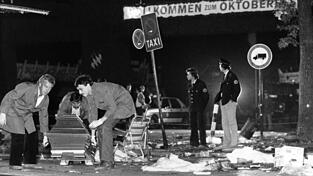 Viele Fragen rund um den Anschlag blieben lange ungeklärt. (Archivbild)