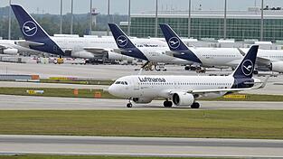 Flugzeug muss wegen «renitentem Passagier» Notlanden. (Archivbild) Flugzeug muss wegen «renitentem Passagier» Notlanden. (Archivbild)