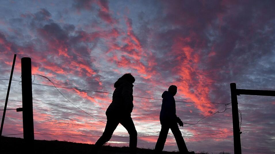 Als Paar am Berg unterwegs - bringt das Probleme? (Symbolbild)
