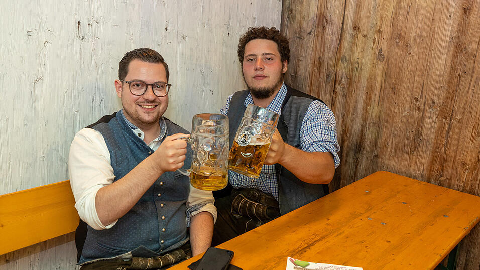 Die Partybilder vom Freitag, 9. August 2024, aus dem Festzelt Weckmann. Die Partybilder vom Freitag, 9. August 2024, aus dem Festzelt Weckmann.