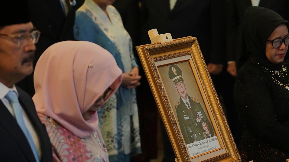 Suharto regierte Indonesien mehr als drei Jahrzehnte lang mit harter Hand.