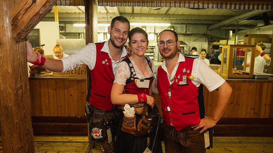 Die Partybilder vom Sonntag, 18. August, aus dem Festzelt Nothaft. Die Partybilder vom Sonntag, 18. August, aus dem Festzelt Nothaft.