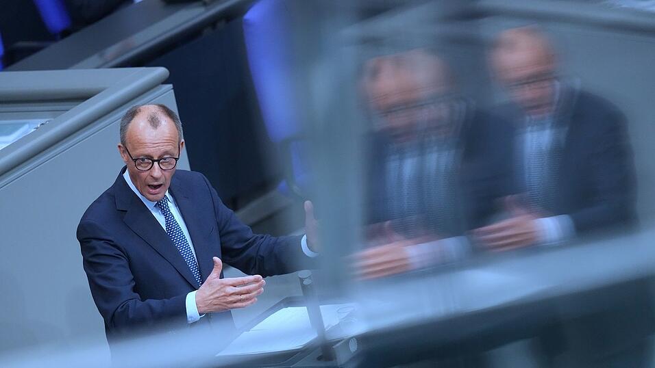 Kurzfristig musste CDU-Chef Merz sein Treffen mit den Präsidenten der vier Spitzenverbände der deutschen Wirtschaft in München absagen. (Archivbild) Kurzfristig musste CDU-Chef Merz sein Treffen mit den Präsidenten der vier Spitzenverbände der deutschen Wirtschaft in München absagen. (Archivbild)