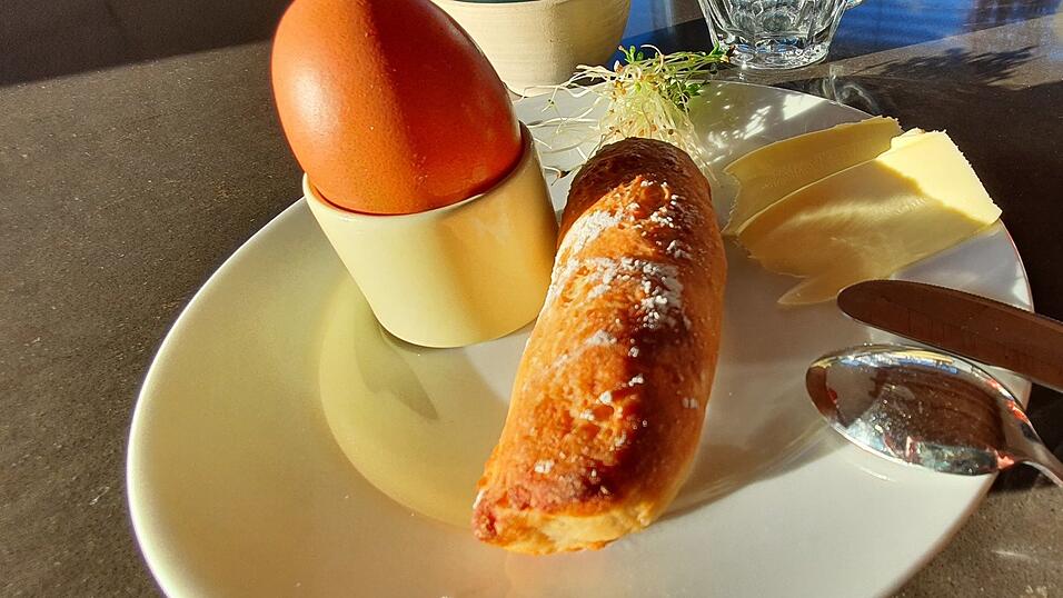 Die herzhafte Variante kann mit einem Frühstücksei, frischen Sprossen oder Belag nach Ihrer Wahl serviert werden. Die herzhafte Variante kann mit einem Frühstücksei, frischen Sprossen oder Belag nach Ihrer Wahl serviert werden.