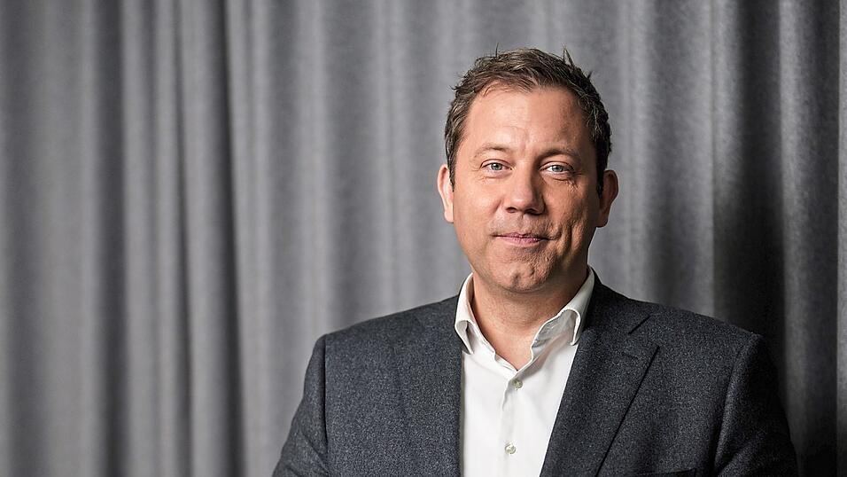 Bundesfinanzminister Lars Klingbeil hat einen Haushalt von 520 Milliarden Euro für 2026 vorgelegt. Viel davon ist auf Pump finanziert.