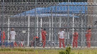 Die Bischöfe in den USA sind besorgt über die Zustände in Abschiebezentren. (Symbolbild) Die Bischöfe in den USA sind besorgt über die Zustände in Abschiebezentren. (Symbolbild)