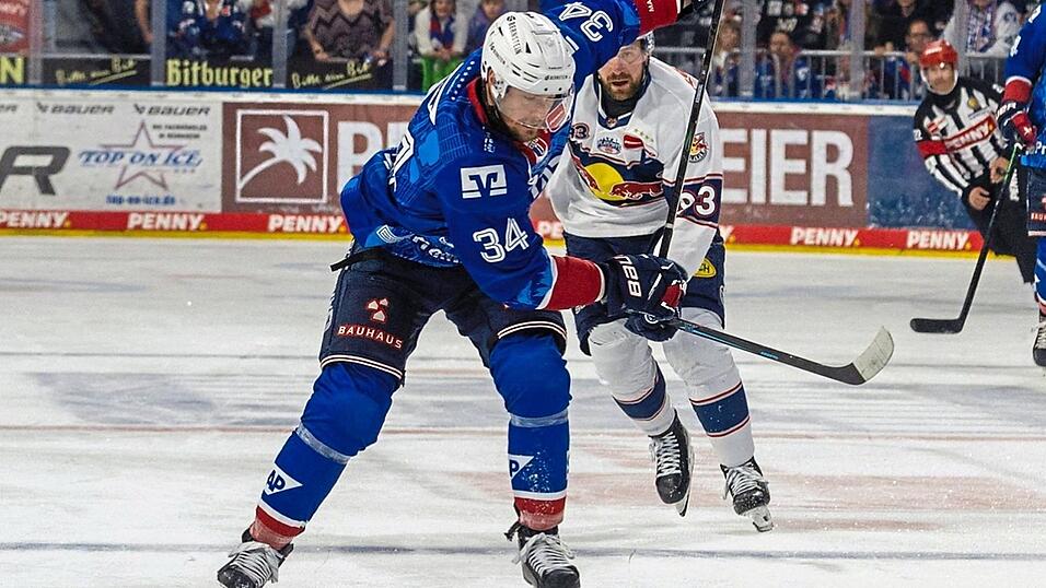 Im Halbfinale setzten sich Tom K&uuml;hnhackl und die Adler Mannheim gegen den EHC Red Bull M&uuml;nchen durch.
