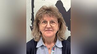 Gisela Raml, Bezirks-Frauenspielleiterin beim Bayerischen Fußball-Verband, sieht eine starke Verbesserung der Leistung von Frauen-Fußballmannschaften in Niederbayern.