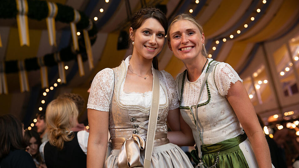 Die Partybilder vom Freitag, 15. August, aus dem Festzelt Reisinger. Die Partybilder vom Freitag, 15. August, aus dem Festzelt Reisinger.