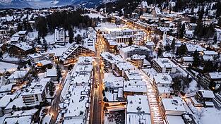 Der noble Skiort Crans-Montana auf 1.500 Metern H&ouml;he.