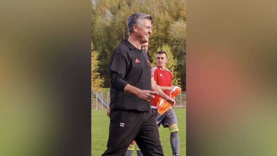 Chris M&uuml;ller geht von Bord als Trainer beim HSV Rottenegg.
