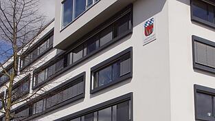 Im Fall des umstrittenen Achtparteienhauses hat das Landratsamt in Regensburg das letzte Wort.