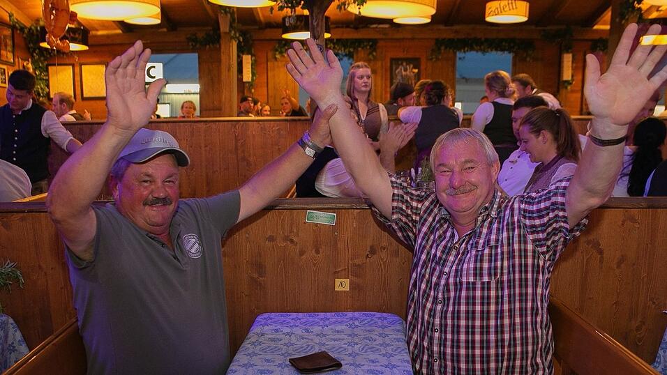 Die Partybilder vom Sonntag, 14. August 2022, aus dem Festzelt Wenisch.