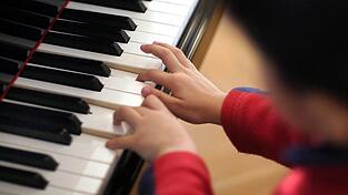 &bdquo;hit101&ldquo; vermittelt Musiktheorie auf spannende Weise.