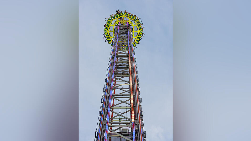 Impressionen vom Gäubodenvolksfest. Foto: Mathias Adam Impressionen vom Gäubodenvolksfest. Foto: Mathias Adam