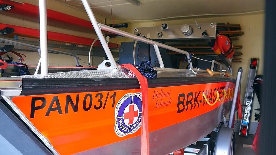 In der Badesaison jederzeit einsatzbereit: ein Rettungsboot der Wasserwacht Postmünster. In der Badesaison jederzeit einsatzbereit: ein Rettungsboot der Wasserwacht Postmünster.