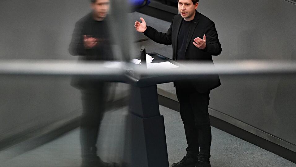 Als Generalsekret&auml;r und Abgeordneter war Kevin K&uuml;hnert f&uuml;r die SPD in der ersten Reihe aktiv &ndash;  heute arbeitet er als Finanzlobbyist. (Archivbild)