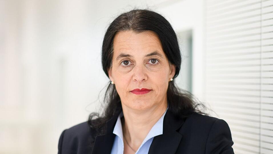 Claudia Traidl-Hoffmann im Institut für Umweltmedizin des Helmholtz Zentrums in München. Claudia Traidl-Hoffmann im Institut für Umweltmedizin des Helmholtz Zentrums in München.