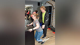 Die konsequente Begleitung der Reha-Patienten durch Fachkr&auml;fte ist eine wichtige Voraussetzung f&uuml;r einen Erfolg der Ma&szlig;nahmen.