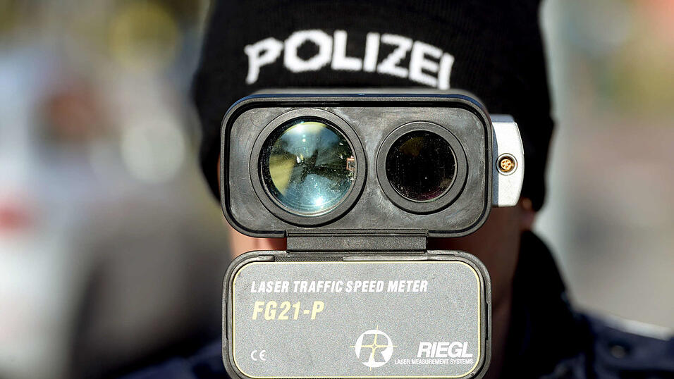 Von Mittwoch auf Donnerstag f&uuml;hrt die Polizei 24 Stunden lang angek&uuml;ndigte Geschwindigkeitskontrollen auf den Stra&szlig;en in den Landkreisen Freising und Erding durch.