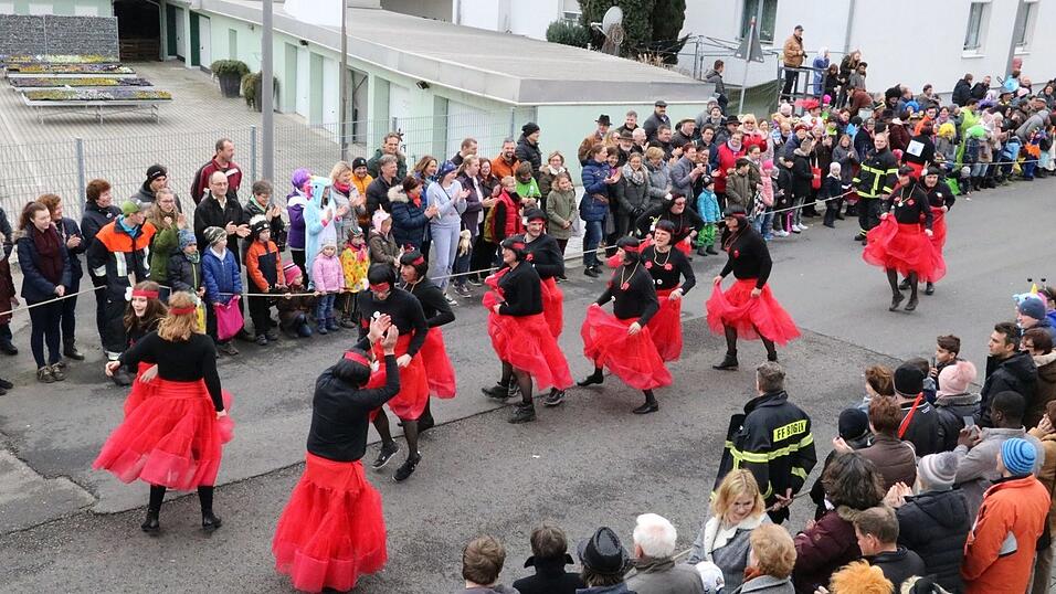 Die schönsten Bilder von den Faschingsumzügen in Bogen aus den vergangenen Jahren Die schönsten Bilder von den Faschingsumzügen in Bogen aus den vergangenen Jahren