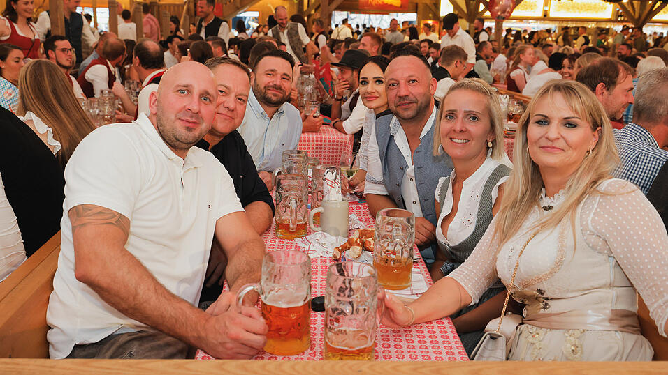 Die Partybilder vom Samstag, 10. August 2024, aus dem Festzelt Kr&ouml;nner.