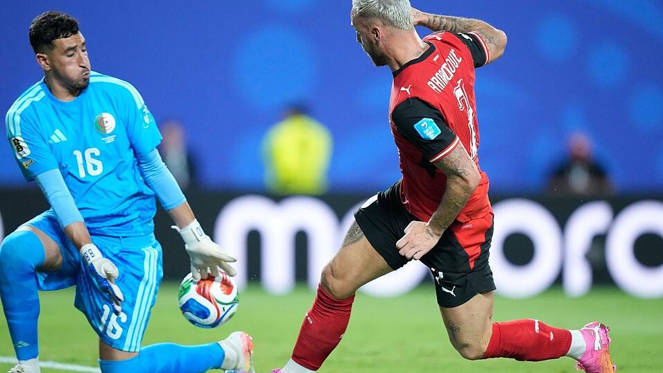 Marko Arnautovic brachte &Ouml;sterreich in der ersten Halbzeit in F&uuml;hrung.