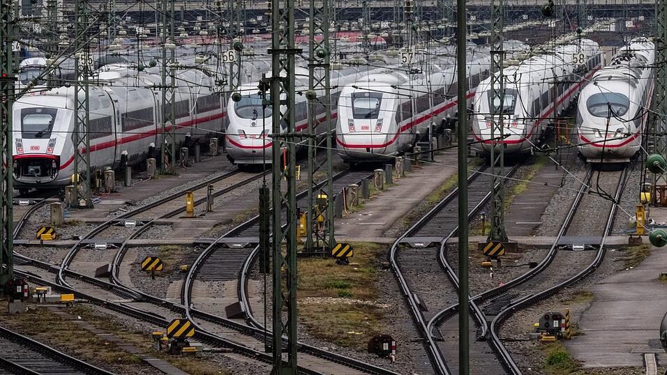 Mehr als 320 internationale Verbindungen hat die Bahn mit dem neuen Fahrplan im Angebot. (Archivbild) Mehr als 320 internationale Verbindungen hat die Bahn mit dem neuen Fahrplan im Angebot. (Archivbild)