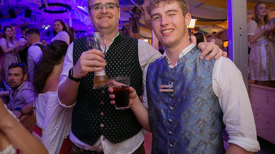 Die Partybilder vom Samstag, 13. August 2022, aus dem Festzelt Reisinger.