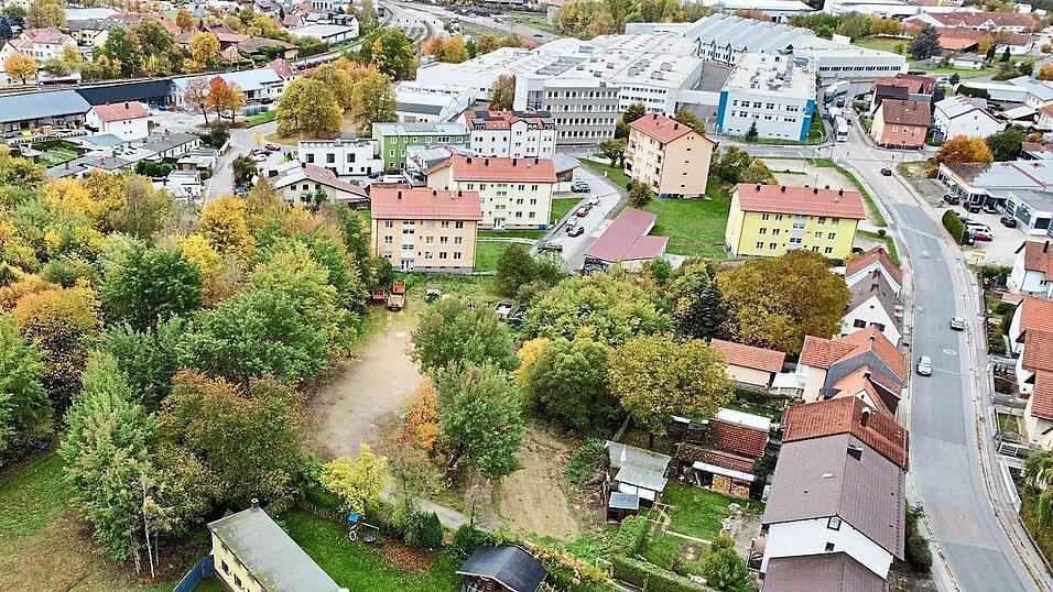 Ein Investor &uuml;berlegt, auf diesem Areal zwischen Glaserstra&szlig;e, F&ouml;hrenweg und Fichtenstra&szlig;e Mehrfamilienh&auml;user zu errichten.