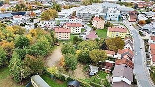 Ein Investor &uuml;berlegt, auf diesem Areal zwischen Glaserstra&szlig;e, F&ouml;hrenweg und Fichtenstra&szlig;e Mehrfamilienh&auml;user zu errichten.