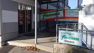 Was mit den Geschäftsräumen nach Schließung des Stoffhauses Fischer passiert, ist noch ungewiss.