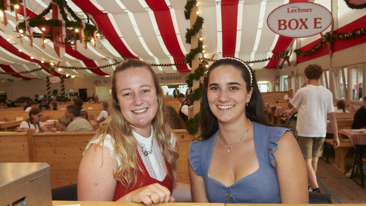 Die Partybilder vom Montag, 17. August, aus dem Festzelt Lechner. Die Partybilder vom Montag, 17. August, aus dem Festzelt Lechner.