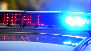 Im Einsatz waren Polizei und Feuerwehr. (Symbolbild)