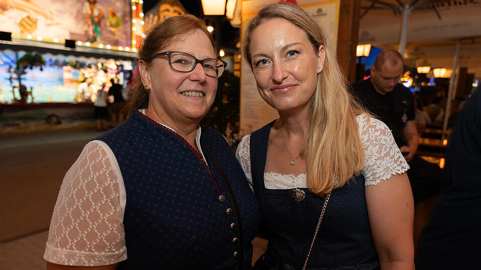 Die Partybilder vom Freitag, 18. August 2023, aus dem Festzelt Greindl. Die Partybilder vom Freitag, 18. August 2023, aus dem Festzelt Greindl.