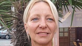 Anke Müller-Schmidt aus Starnberg ist seit 19. Dezember verschwunden. Sie hat blondes, langes Haar und ist 1,70 Meter groß. Anke Müller-Schmidt aus Starnberg ist seit 19. Dezember verschwunden. Sie hat blondes, langes Haar und ist 1,70 Meter groß.