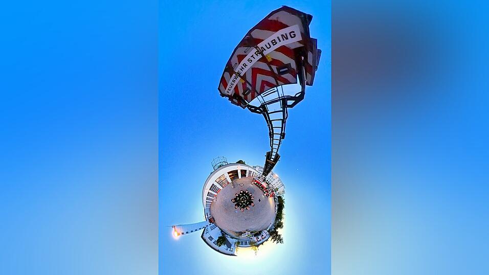 Standen im Zentrum des Plenums: Die Sanierung der Hauptfeuerwache und die künftige Koedukation an den beiden Straubinger Realschulen, im Bild die Sandtner-Realschule. Standen im Zentrum des Plenums: Die Sanierung der Hauptfeuerwache und die künftige Koedukation an den beiden Straubinger Realschulen, im Bild die Sandtner-Realschule.