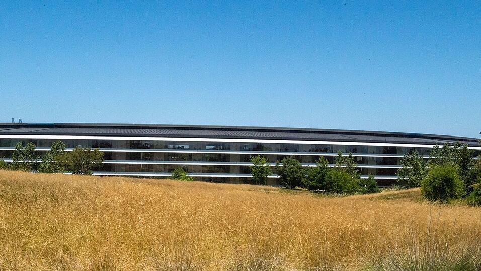 Im weitr&auml;umigen Innengel&auml;nde der ringf&ouml;rmigen Zentrale ist Platz f&uuml;r eine B&uuml;hne. (Archivbild)