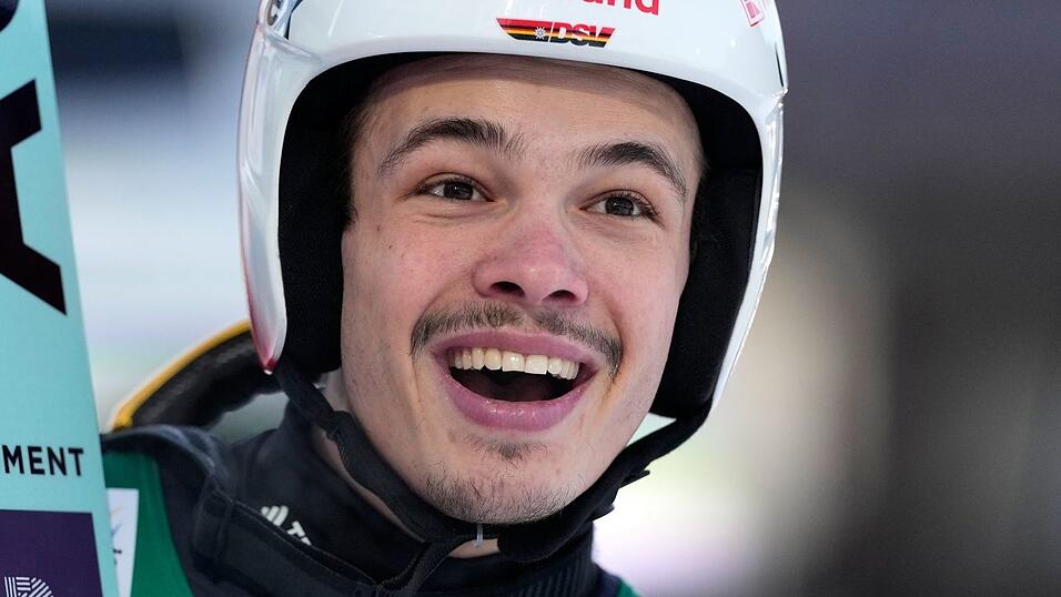 Raimund lobt Prevc und dessen Spr&uuml;nge in den h&ouml;chsten T&ouml;nen.