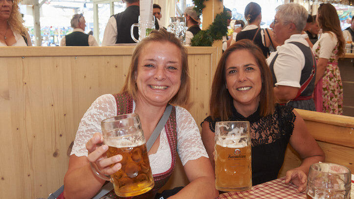 Die Partybilder vom Mittwoch, 12. August, aus dem Festzelt Lechner. Die Partybilder vom Mittwoch, 12. August, aus dem Festzelt Lechner.