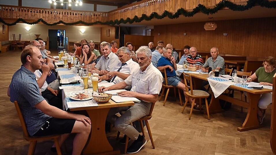 Knapp 40 Mitglieder waren zur Generalversammlung der Brauereigenossenschaft gekommen.