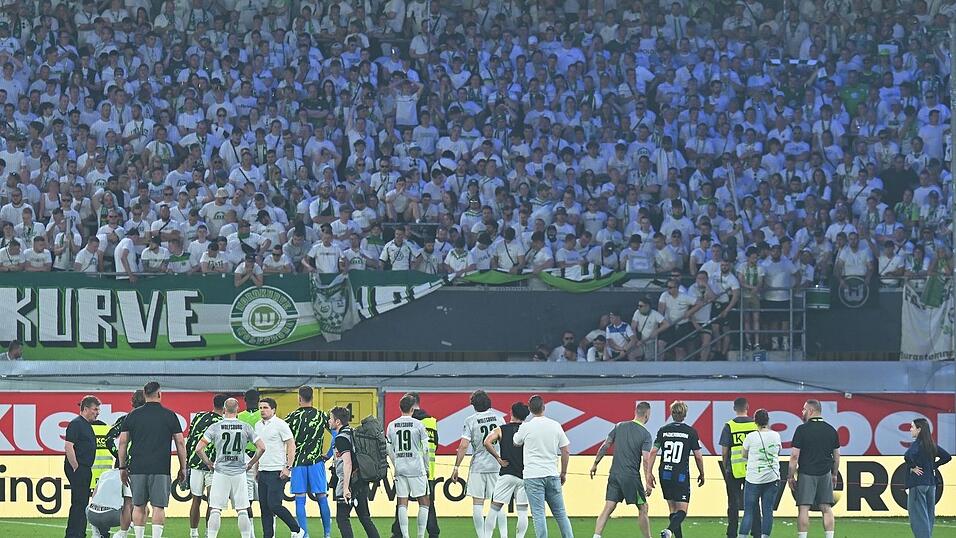 Nach dem Abstieg kommt beim VfL Wolfsburg alles auf den Prüfstand. Nach dem Abstieg kommt beim VfL Wolfsburg alles auf den Prüfstand.