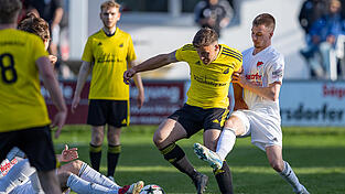 In der Vorsaison - hier eine Szene aus dem Heimspiel am 22. April - setzte es zwei Niederlagen für die Simbacher gegen Ergolding, wobei sie keinen Treffer verbuchten. Nun soll endlich wieder ein Dreier gegen die Heckner-Elf gelingen.